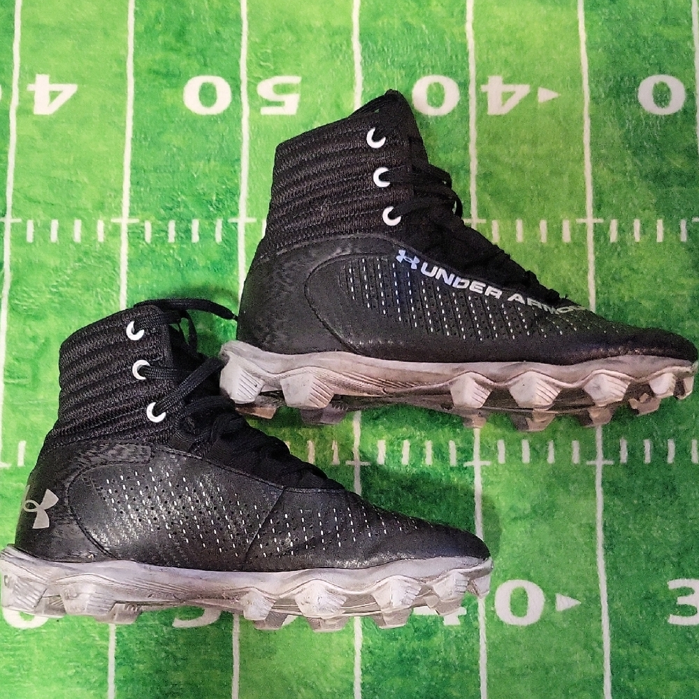 Under Armour Football Cleats